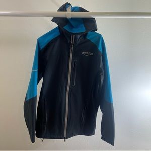 Small delivery jacket no damage